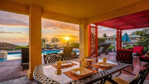 Peaceful setting to enjoy the gorgeous Kona sunsets!