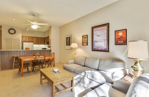 floor plan-living room-_mre0049