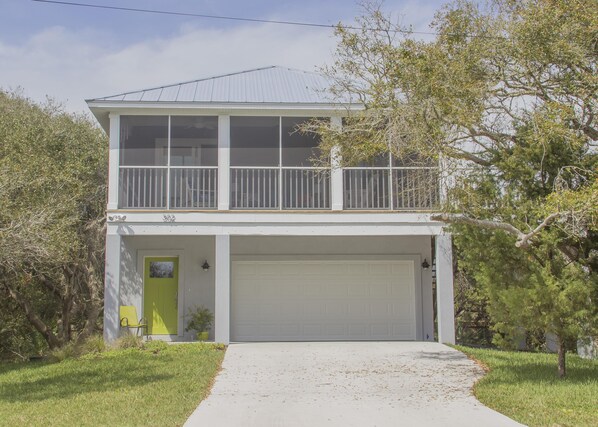 Beachside Bungalow!