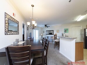 Hibiscus I201 Dining Area and Kitchen