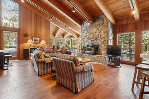 main level-living room-chsa_51