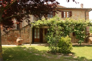 Plante, Bâtiment, Fenêtre, Propriété, Botanique, Arbre, Maison, Porte, Lot Terre, Végétation