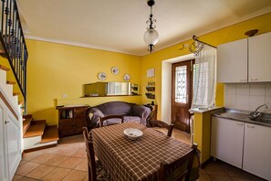 Dining Room, Kitchen