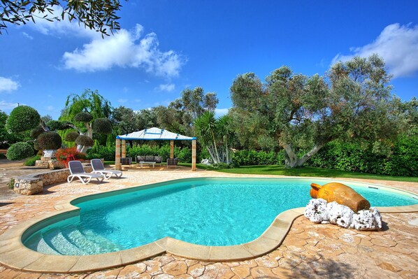 Garden, Outdoor, Pool