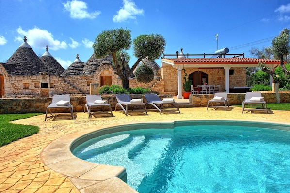 Garden, Outdoor, Pool