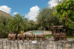Garden, Outdoor, Pool