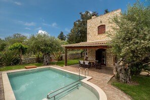 Garden, Outdoor, Pool