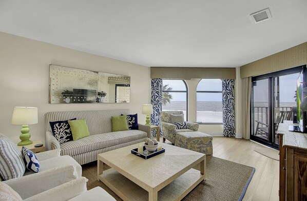 Oceanfront, Living Area.