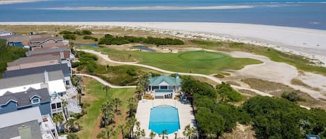 Ocean Point Pool &amp; 18th Hole of the Links Course