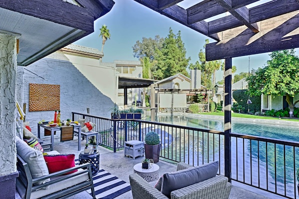 Palm Springs Vacation Rental | 3BR | 2.5BA | Stairs Required | 1,400 Sq Ft