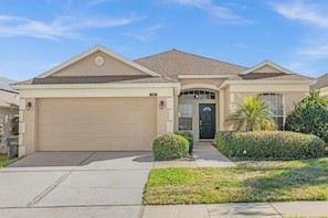 One level gorgeous home in Highlands Reserve