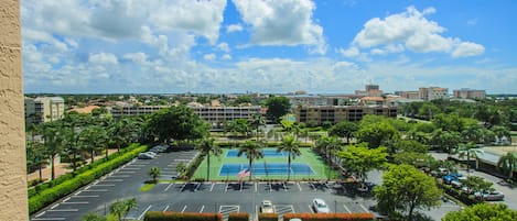 Tennis Courts