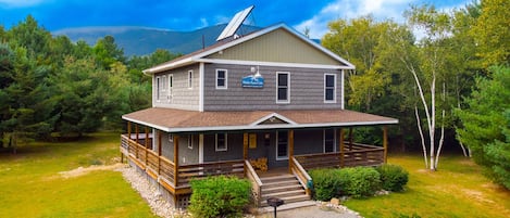 Whiteface Mountain Chalet has beautiful views of Whiteface and is just a few miles from the resort.