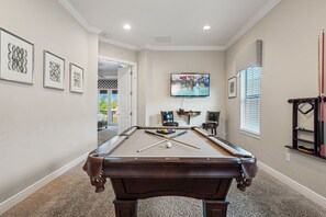 Spielezimmer