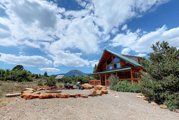 Canyon View Family Cabin