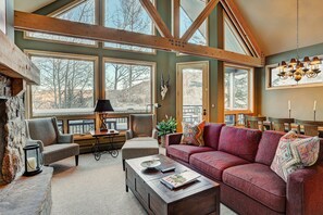 Room, Indoors, Living Room, Couch, Furniture
