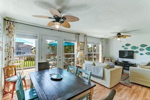 Dining Area/Living Room