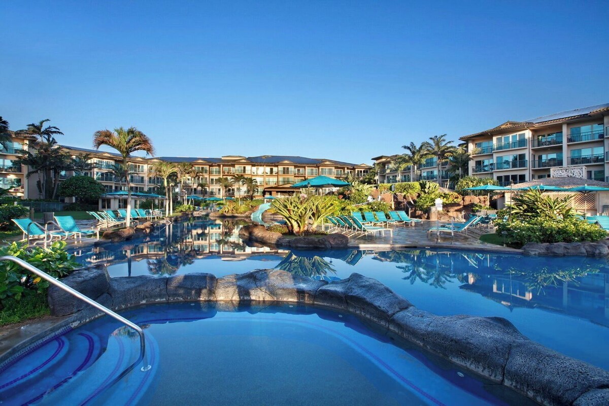 Waipouli Beach Resort Exquisite Ocean View Condo with Beach Front View