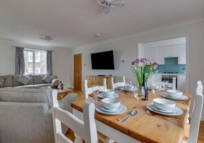 Lounge / Diner