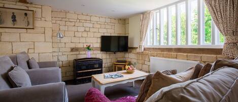 Living Area, Oliver Cromwell at Sudeley Castle, Bolthole Retreats