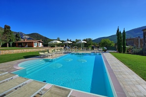 Garden, Outdoor, Pool