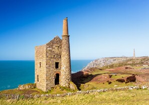 Botallack Mine is less than two miles from Will's Cottage