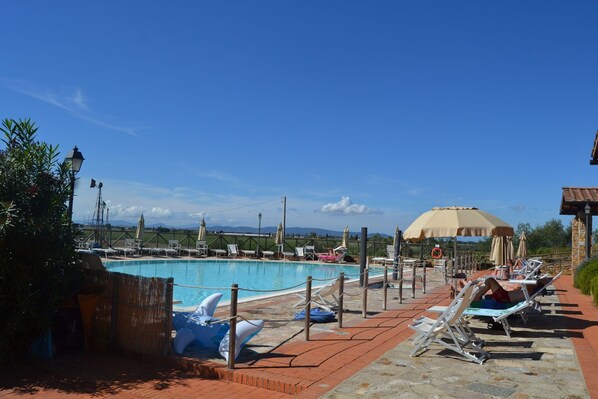 Recours, Vacances, Ciel, Piscine, Loisir, Tourisme, Plage, Mer, Immobilier, Palmier
