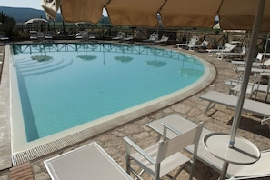 Piscina, Propiedad, Recurso, Azur, Vacaciones, Ocio, Bienes Raíces, Hotel, Edificio, Casa