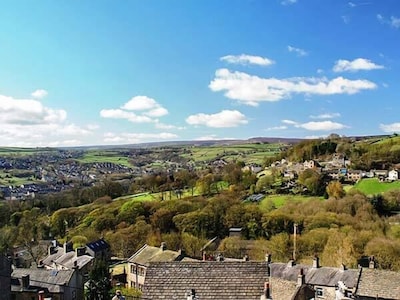 Ginnel Corner, GOLCAR