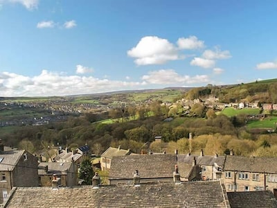 Ginnel Corner, GOLCAR