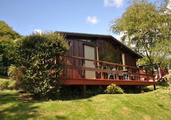 WAV604 - Exterior View 1