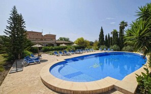 Holiday Home Swimming Pool