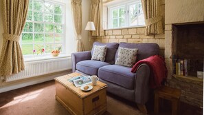 Living Area, Prince Rupert at Sudeley Castle, Bolthole Retreats