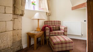 Sitting Area, Prince Rupert at Sudeley Castle, Bolthole Retreats