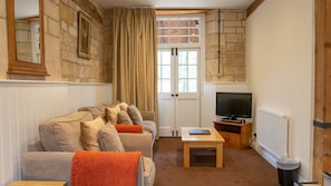Living room, Princess Elizabeth at Sudeley Castle, Bolthole Retreats