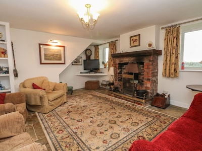 Butterlands Farmhouse, BIDDULPH