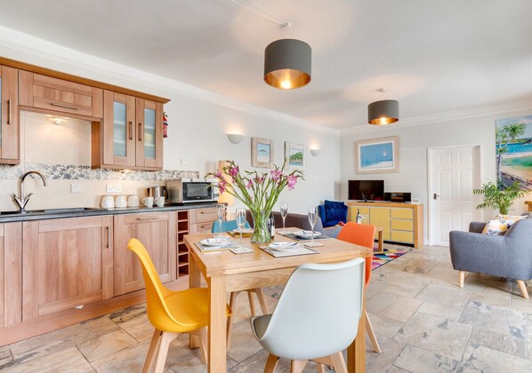 Lounge / Kitchen / Diner