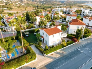 Villa Oasis by Ezoria Villas (10006)