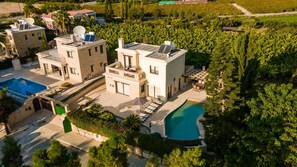 Villa Camelot by Ezoria Villas (10023)
