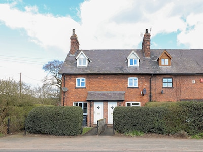 2 Organsdale Cottages, KELSALL