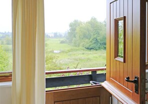 Bedroom 1 - View 2