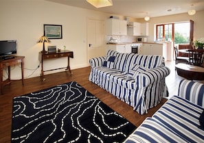 YBETWS - Lounge Area View 1