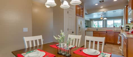 Breakfast Dining Nook!