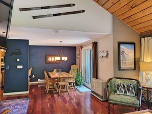 Dining area with slider