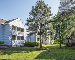 74356893-H1-Kingsgate_1888-min