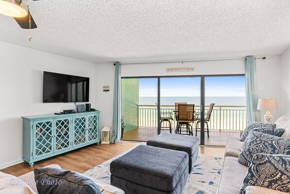 Comfy living room with Smart TV