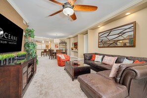 Bright, Open Floor Plan