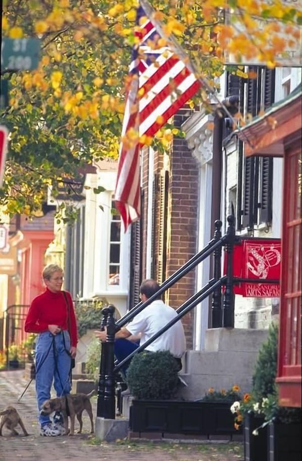 Wyndham Old Town Alexandria  LFCU