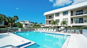 Pool & Deck