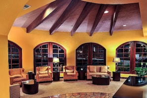 Los Abrigados Resort & Spa Lobby